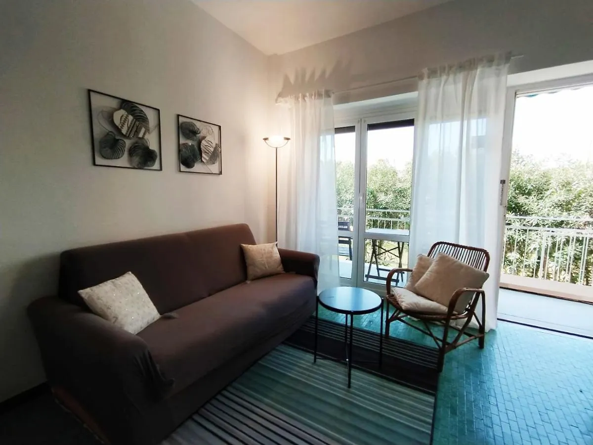Cristina House Apartment Levanto 0*,