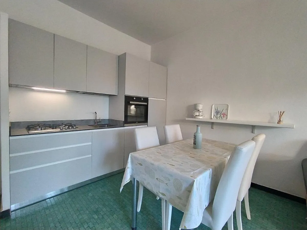 Cristina House Apartment Levanto